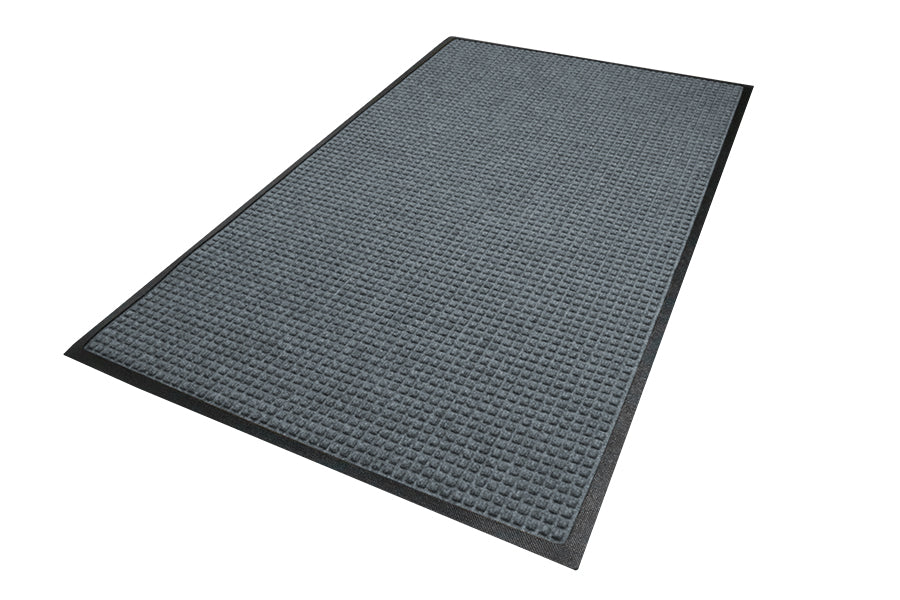 Classic Watersoaker Entry Mat in white room